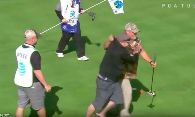 WATCH: Larry the Cable Guy challenges Pebble Beach heckler to sink a putt